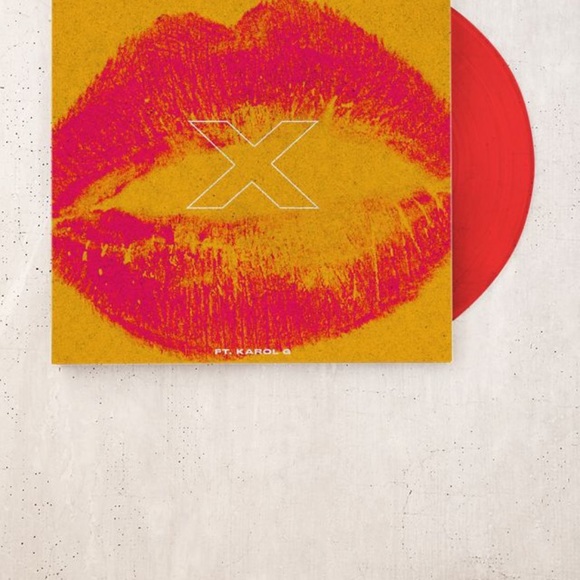 Jonas Brothers / KAROL G - X Limited LP - Picture 3 of 4